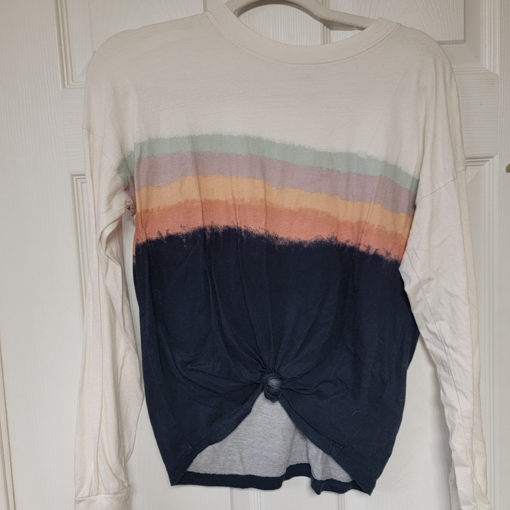Size small Hollister long sleeve shirt